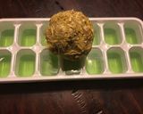 A picture of step 2 of California Farm Frozen Garlic Puree Paste Ice Cubes.