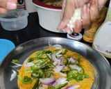 रोटी पिज़्ज़ा(Roti pizza recipe in Hindi) रेसिपी चरण 4 फोटो