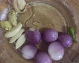 Foto langkah ke 3 dari resep Tumis Bakso Kubis/Kol Sosis Telur & Terong bumbu seblak.
