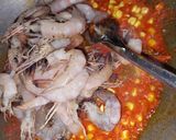 Foto langkah ke 3 dari resep Telur Udang Lodeh.
