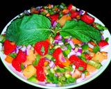 A picture of step 1 of Mike's Spicy Fruity Salsa.