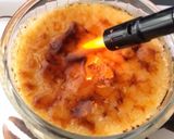 Foto langkah ke 6 dari resep Creme Brulee.