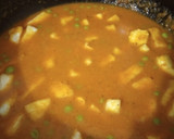 A picture of step 3 of Mutter paneer.