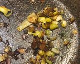 Foto del passaggio 3 della ricetta Vellutata di Zucca con Porri e Ceci croccanti alla Paprika