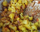 காலிஃப்ளவர் ரோஸ்ட்(Cauliflower roast recipe in tamil) ரெசிபி ஸ்டேப் 1 புகைப்படம்