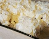 A picture of step 5 of White chicken burrito casserole.