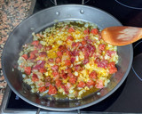 Foto del paso 3 de la receta: Habas con champiñones y huevos de codorniz