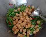 Foto langkah ke 5 dari resep Tumis Buncis Tempe.