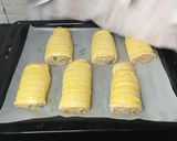A picture of step 19 of Mini chicken bread.