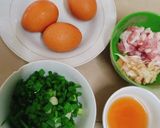 Hình bước làm 1 của món Trứng chiên cơm quê