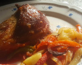 Foto del paso 9 de la receta: Carrilleras de cerdo al horno con patatas y verdurita (con ratafia)