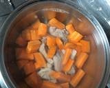 紅蘿蔔玉米筍排骨湯食譜步驟2照片