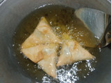 Samosa daging