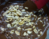 Foto del paso 2 de la receta: Barras maní con chocolate caseras tipo shot o block