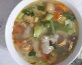 Foto langkah ke 4 dari resep Sup Ayam Sosis Sapi.