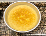 Foto del paso 5 de la receta: Flan con queso crema, vainilla y ron