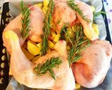Foto del paso 2 de la receta: Muslos de pollos con papas