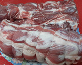 Foto del paso 1 de la receta: Aguja de cerdo asada