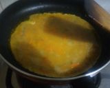 Foto langkah ke 3 dari resep Orek Telur Wortel Keju ala Fitriyani.