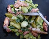 Foto langkah ke 8 dari resep Oseng Cumi Asin Pete.
