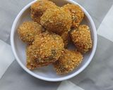 Foto langkah ke 7 dari resep Bola Bola Ayam Tahu Jamur.
