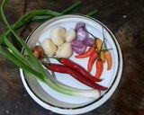 Foto langkah ke 1 dari resep Tumis kerang.
