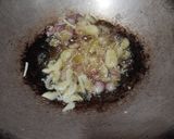 Foto langkah ke 2 dari resep Tahu Cabe Hijau Masak Kecap.