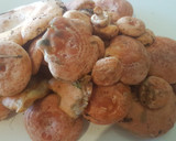 Foto del paso 1 de la receta: Rovellons al tomillo