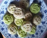 Foto langkah ke 6 dari resep Bolu Kukus Mawar Dengan Santan.