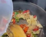 Foto langkah ke 3 dari resep Sarden Tumis Pedas Simple.