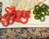 Foto del paso 2 de la receta: Contramuslos de pollo con setas y verduras