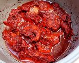 Foto langkah ke 6 dari resep Fillet Ayam Angkak Merah Manis (Versi Rice Cooker).