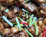 Gambar langkah 3 resipi Ayam Goreng Halia.