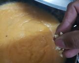 A picture of step 3 of Sooji ka halwa.