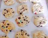 Foto langkah ke 5 dari resep Chocochips cookies.