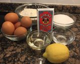 Foto del paso 2 de la receta Bizcocho de limón para hacer tartas