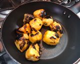 Foto del paso 1 de la receta: Salsa negra de Habanero al estilo Sonorense