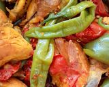 عکس مرحله 7 از دستور خورشت مرغ با گوجه