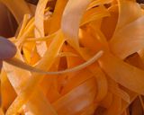 Foto del paso 1 de la receta Ensalada de Zanahoria con Huevo Duro y Mozzarella