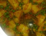 A picture of step 2 of Green chole with potato.
