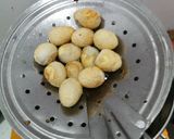 Foto langkah ke 1 dari resep Krengsengan telur puyuh & kentang.