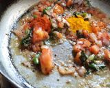 A picture of step 5 of Leftover chapati chivda authentic.