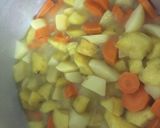 Hình bước làm 2 của món Gà kho củ quả cay