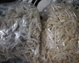 Foto langkah ke 2 dari resep Oblok Oblok Daun Singkong Teri.