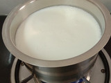 હોમ મેડ પનીર (Home Made Paneer Recipe In Gujarati)