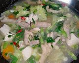 Foto langkah ke 3 dari resep Sup Ceker Tahu #Dapur Fitri.