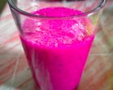 Foto langkah ke 3 dari resep Smoothies Buah Naga Merah.