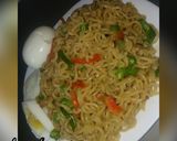 A picture of step 2 of Indomie mai daddawa.