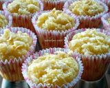Foto langkah ke 9 dari resep Cheese Custard Muffin.