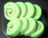 Foto langkah ke 7 dari resep Bolu gulung putih telur.
